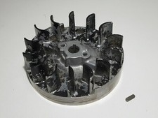 Volant moteur Briggs Stratton