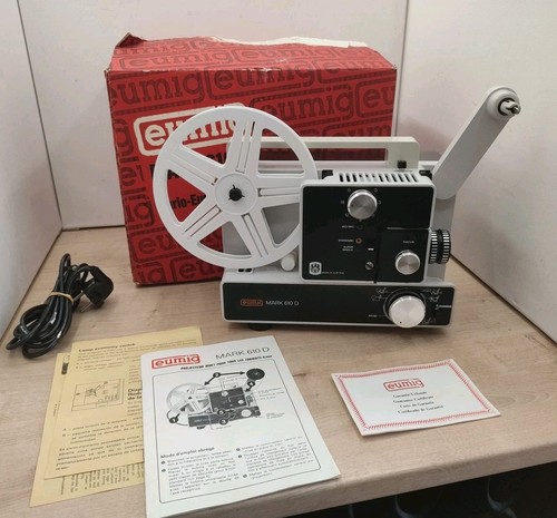 Projecteur cinéma eumig - projecteur,