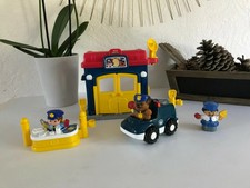 2 ⚜️ Fisher Price Police Station Little People Toy Figure