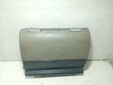 8P1857035 BOITE À GANTS / 2420128 POUR AUDI A3 8P1 1.9 TDI