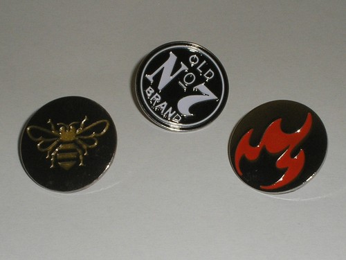 Rare collector lot - 3, pin's