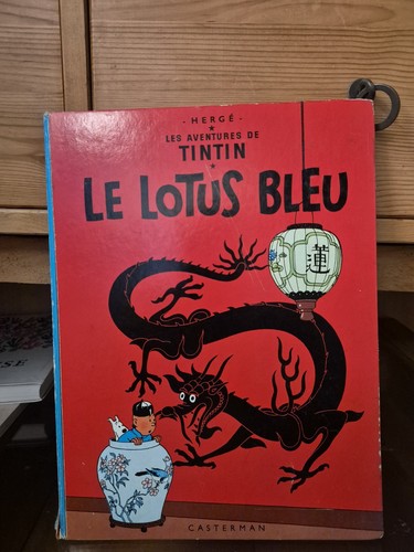Tintin lotus bleu hergé - bleu,