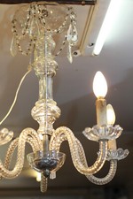 Lustre à pampilles fût en verre