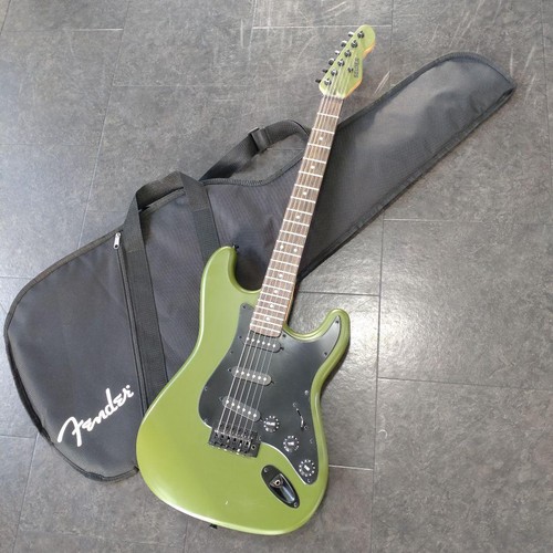 étui fender inclus guitare - Étui,