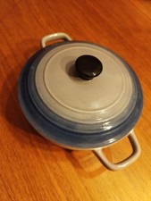 Petite Marmite Avec Couvercle