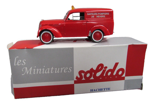 Renault juvaquatre 1952 - juvaquatre,