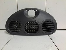 Chrysler 300M 1999 Grille