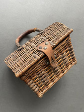 ANCIEN PETIT PANIER EN OSIER