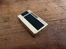 Briquet Dupont laque de chine