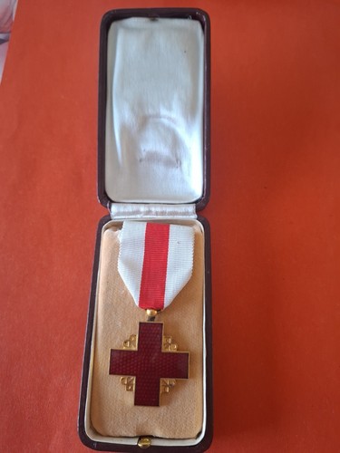 Décoration médaille croix - décoration,