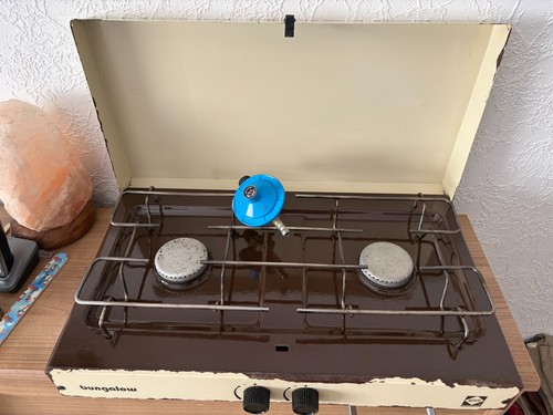 Réchaud gaz camping - à,