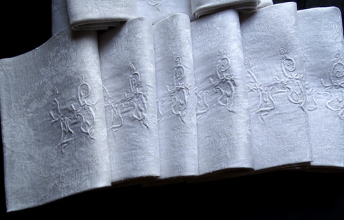 Textiles anciens nappe 12 - anciens,
