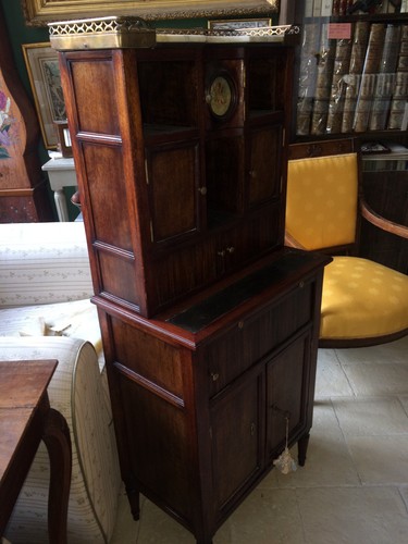 Secrétaire cabinet bureau - secrétaire,, cabinet,