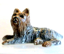 KLIMA Miniature en porcelaine - CHIEN YORKSHIRE ALLONGE DOG