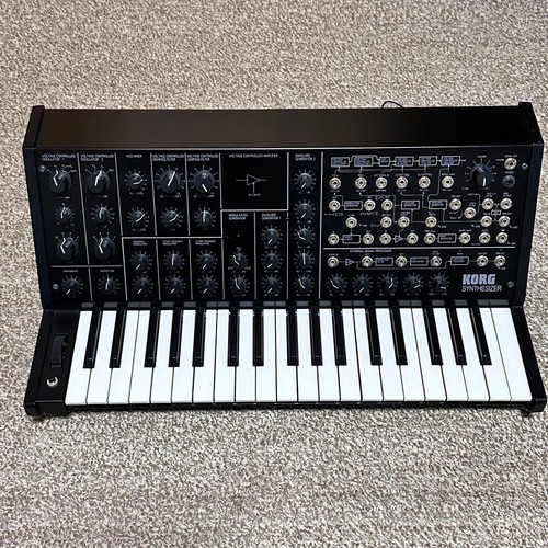 Mini synthétiseur analogique