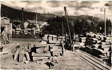 Old postcard VOLVIC - Chantier de taille de Pierre de Lave (374462)