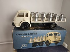 CIJ  6/32 - Renault Fainéant