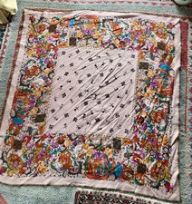 Châle Karl Lagerfeld en laine