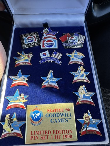 Coffret pin s officiels - pin's,