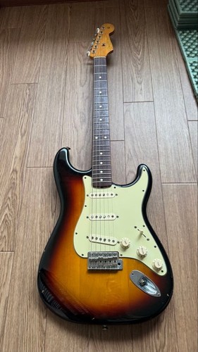 Guitare électrique fender - guitare,