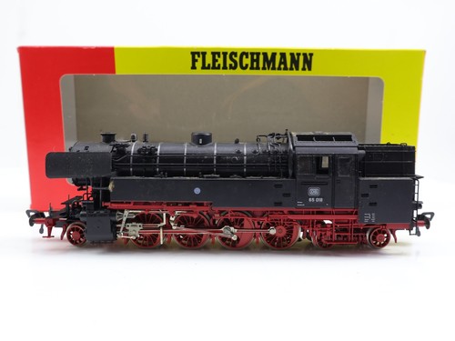 Locomotive vapeur - locomotive, à