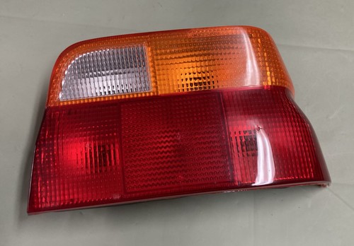 Cabochon feu stop droite ford - feu,