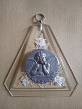 Ancien anneau de berceau