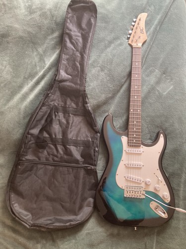 Electric guitar - electric,