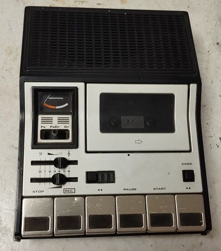 Lecteur cassette grundig - ,