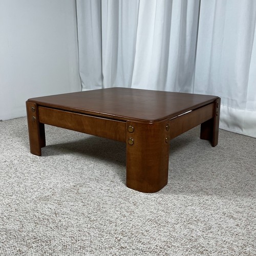 Table basse carrée - , moderniste