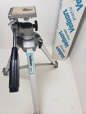 Velbon MAXI 2 in 1 Tripod Monopod a sturdy aluminum build smooth movement.