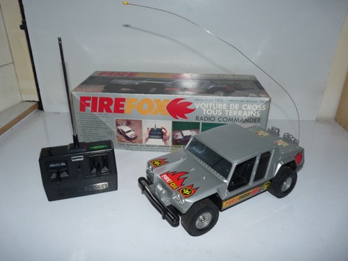 Ancienne voiture 4x4 - voiture, rc