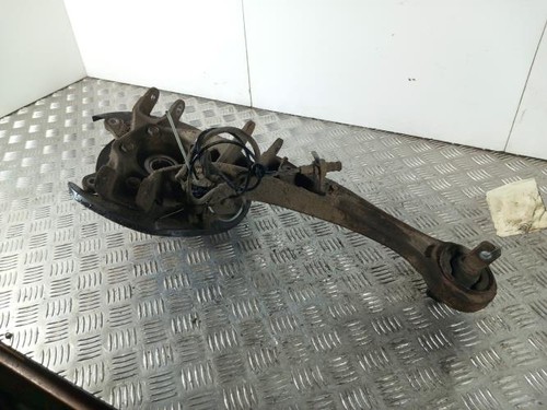 Moyeu arriere droit peugeot - arriere,