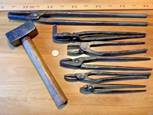 Outils anciens old tool - anciens,old, tool,vieux