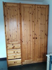 Armoire En Pin