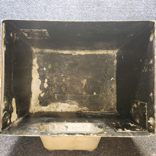 002-400001-53 | BEECHCRAFT 95-55B | Fuselage Battery Box Assembly with Lid