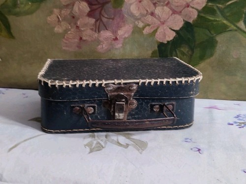 Ancienne petite valise - ancienne,