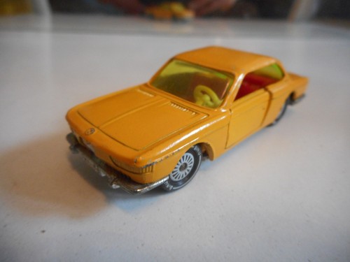 Bmw 2000 jaune siku - bmw,