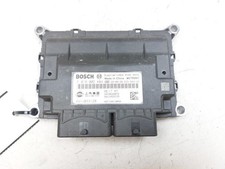 F01R00DKB4 boîtier moteur uce