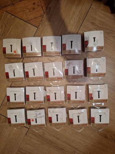 Lot prises avec plaque - 20,