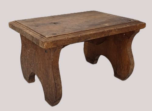 Petit tabouret ancien - , art