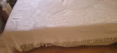 Dessus lit vintage jete de - de,