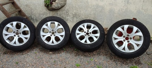 Pneus neige michelin montes - pneus,