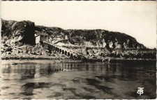 Old postcard Saint-cast Abri