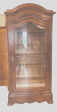 vitrine Louis Philippe en