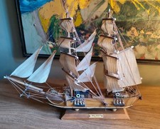 ANCIENNE MAQUETTE VOILIER 2