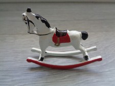 JOUET FIGURINE CHEVAL A BASCULE PLOMB