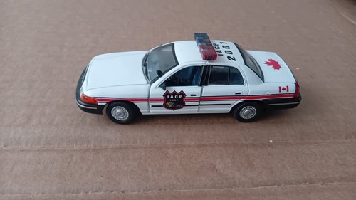 Mint edition ford crown - edition,