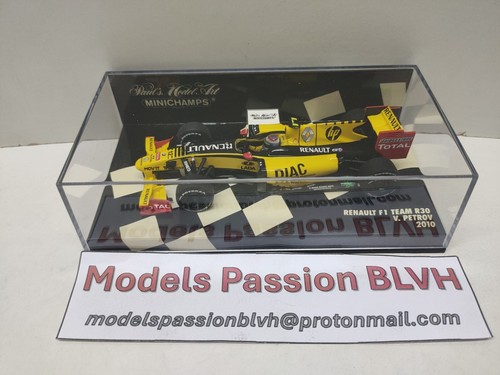 Renault team r30 petrov - f1,