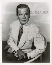 1955 Press Photo Dietitian Gayelord Hauser - pia07768